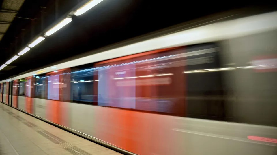 Activistas alegadamente espiadas pelo metro de Lisboa apresentam queixa