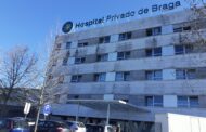 Bloco ao lado do Centro Social de Nogueira contra parque de estacionamento do Hospital Privado de Braga