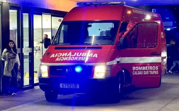 Choque entre motociclo e automóvel faz dois feridos em Guimarães