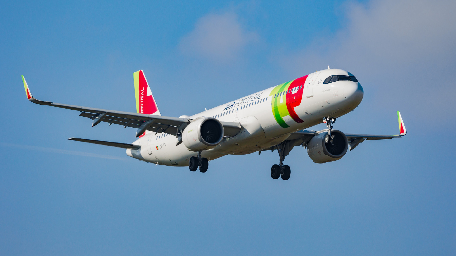 Avião da TAP obrigado a desvio para Gran Canária para salvar criança