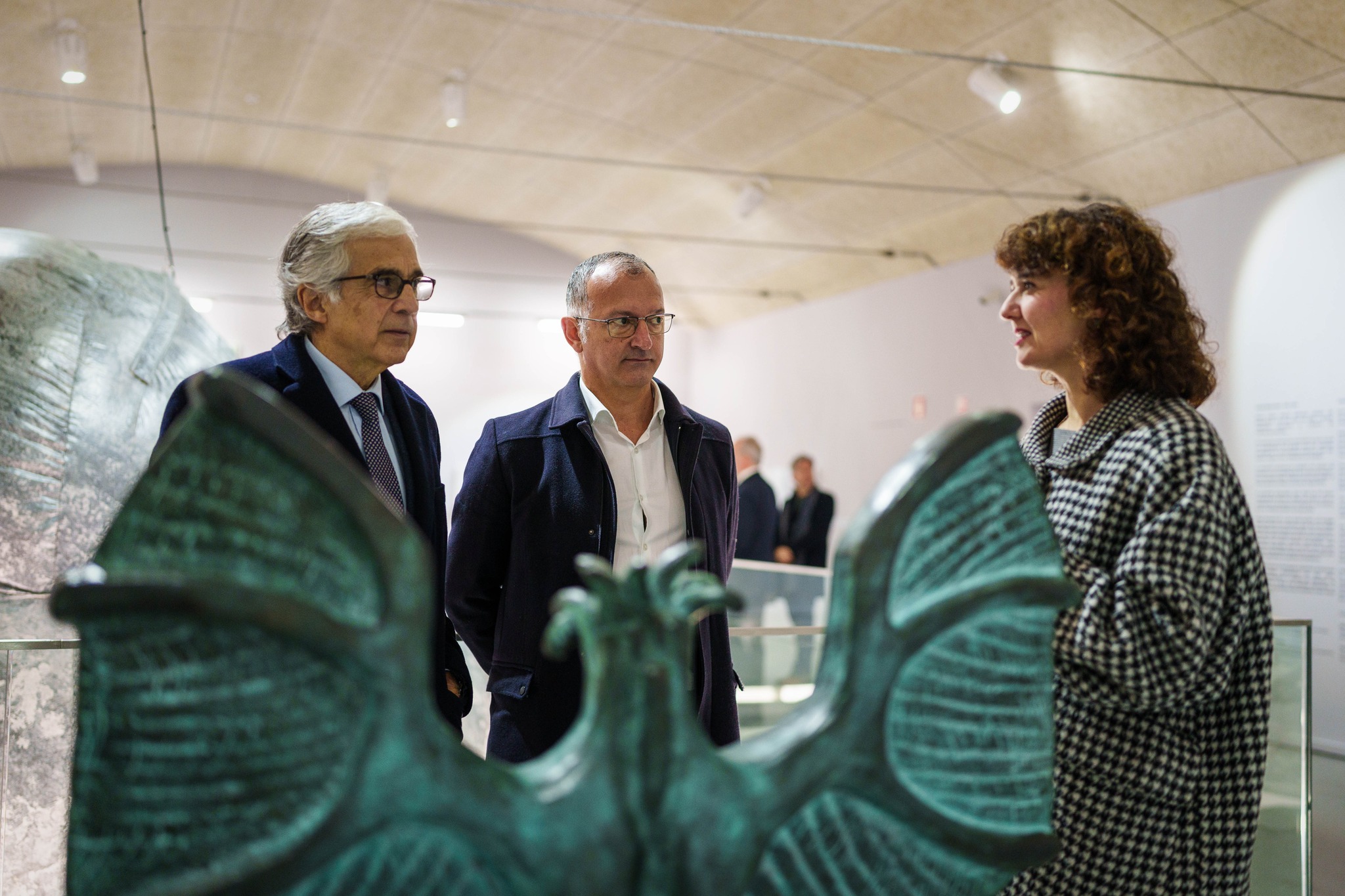 Aguiar-Branco visita Bienal e Palco das Artes em Cerveira
