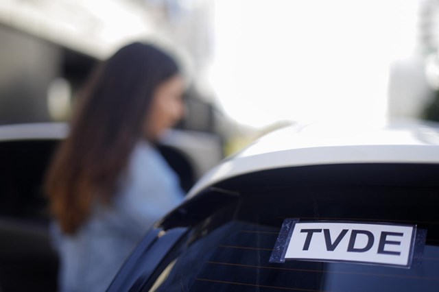 Novas normas para formação de motoristas TVDE entram em vigor esta sexta-feira