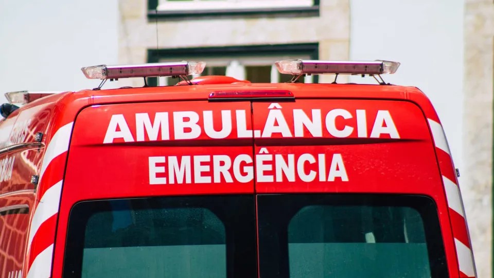 Grávida ferida após saltar de carrinha em andamento em Braga