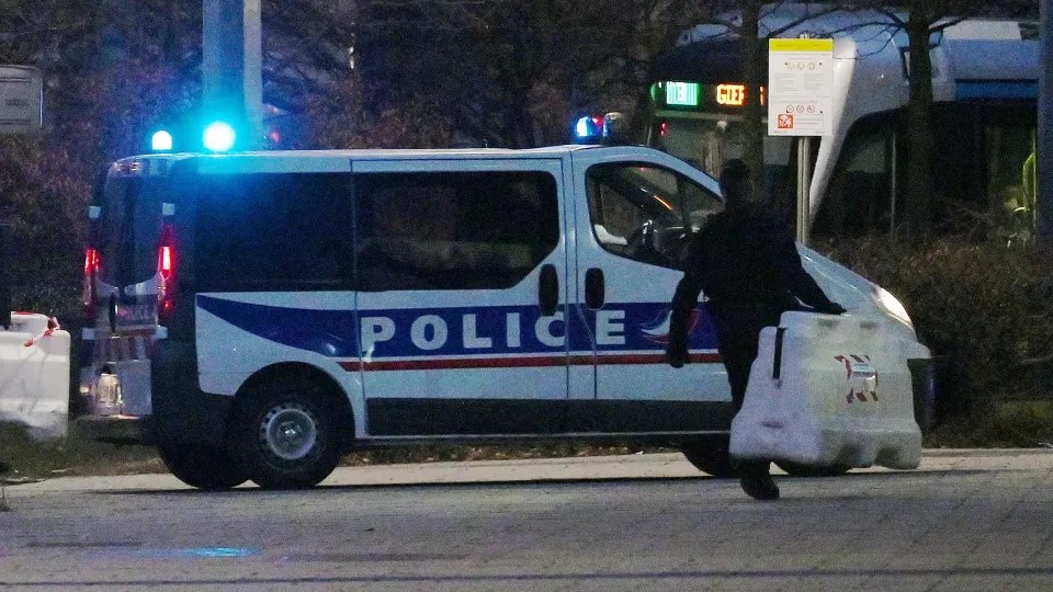 Português condenado em França por esfaquear outro durante apanha da maçã