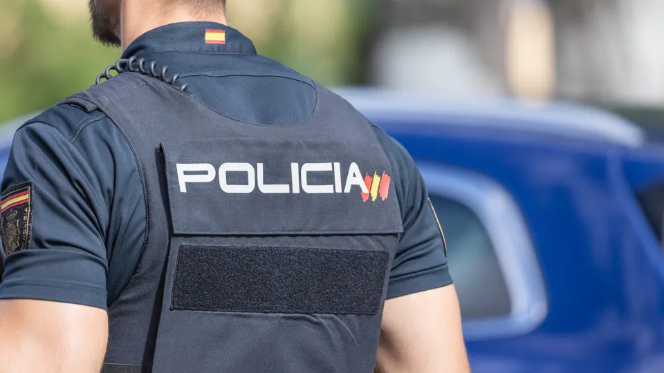 Por causa de  700 euros. Resgatada mulher sequestrada durante cinco meses numa casa em Espanha