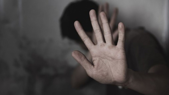Associação de apoio à vítima ajudou mais de 6 000 homens e rapazes em dois anos