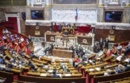 França sem Governo após aprovação de moção de censura
