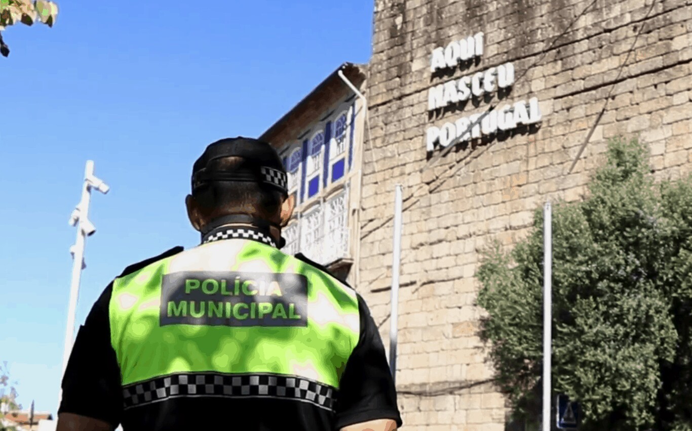 Polícia Municipal de Guimarães alerta para avisos falsos colocados em veículos
