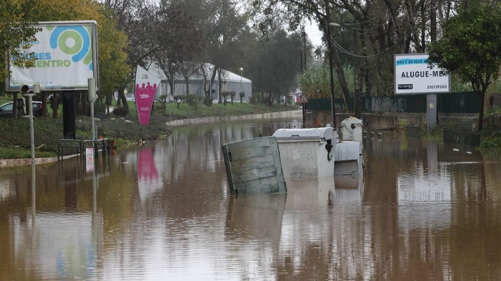 Mau tempo em Portugal é culpa da Floriane