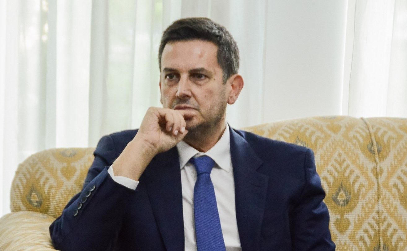 Rui Rocha quer ouvir António Costa no Parlamento sobre pen de Escária