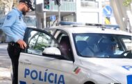 Entrou em carro da PSP e tentou vender droga a agentes no Porto