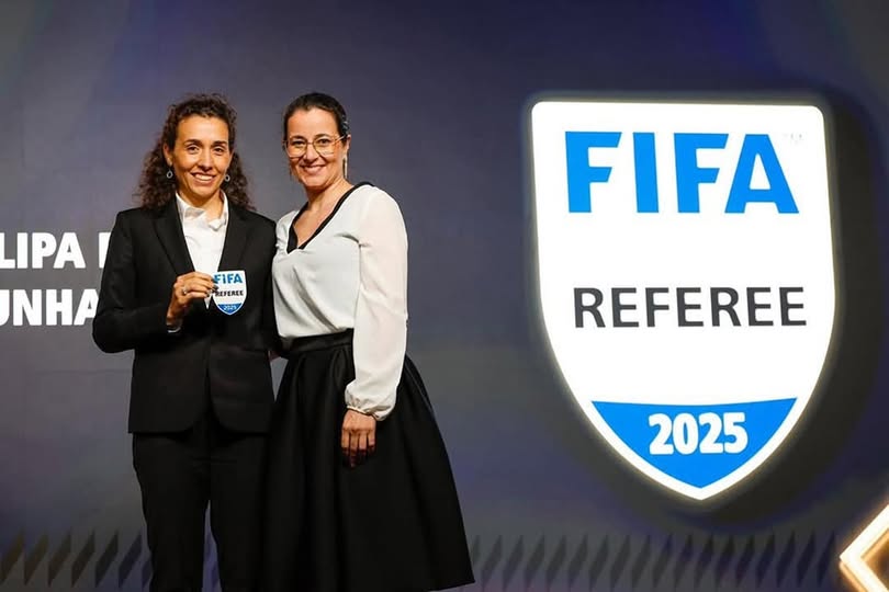 Árbitra de Valença recebe insígnia FIFA 2025