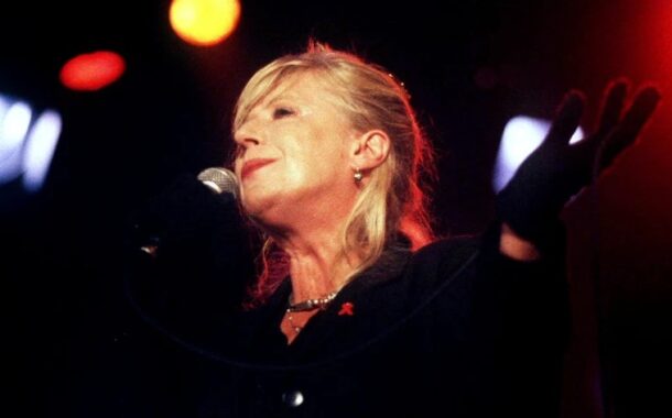 Morreu a cantora Marianne Faithfull
