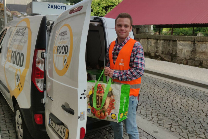 Refood Guimarães entrega 6241 refeições em Dezembro