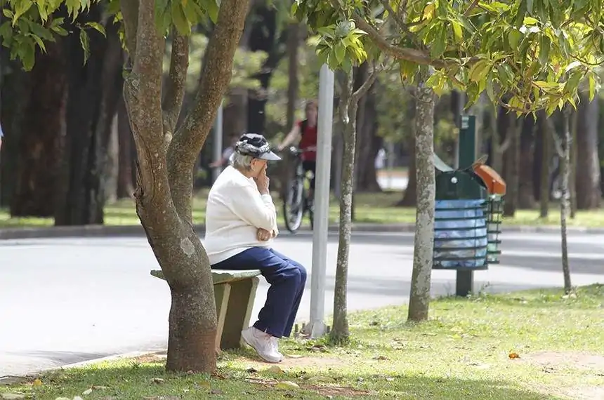 Parlamento aprova Estatuto da Pessoa Idosa