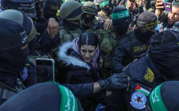 Oito reféns foram entregues pelo Hamas