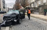‘Corrida’ desgovernada de táxi deixa rasto de estragos e pânico em Guimarães