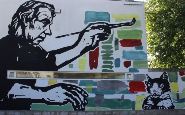 Cerveira. Restaurado mural de Jaime Isidoro na Casa do Artista