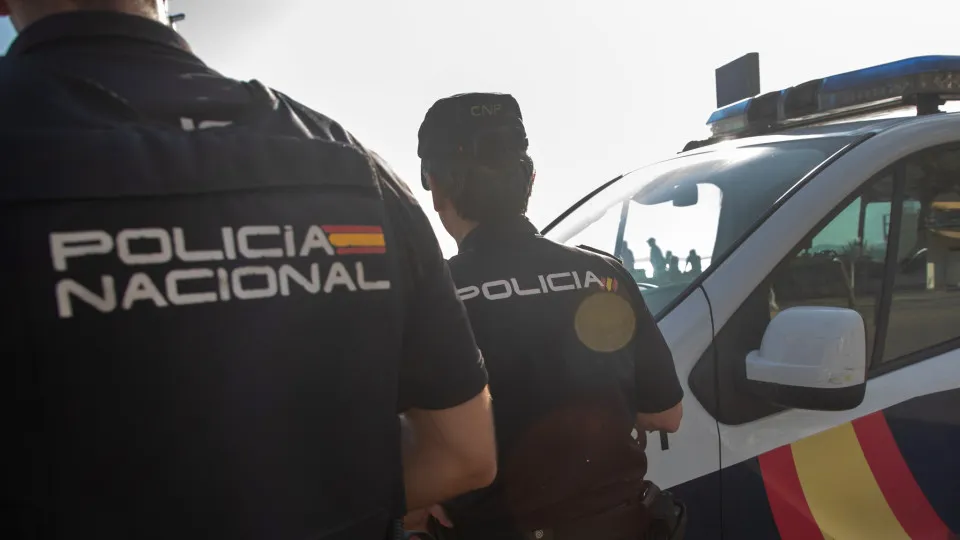 Espanha. Treinadora detida por manter relação com jogador menor de idade