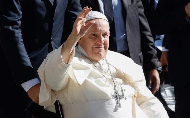 “Quadro complexo”. Papa Francisco com pneumonia bilateral