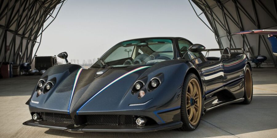 Recorde à vista? Leilão do Pagani Zonda Tricolore pode superar 15 milhões de euros