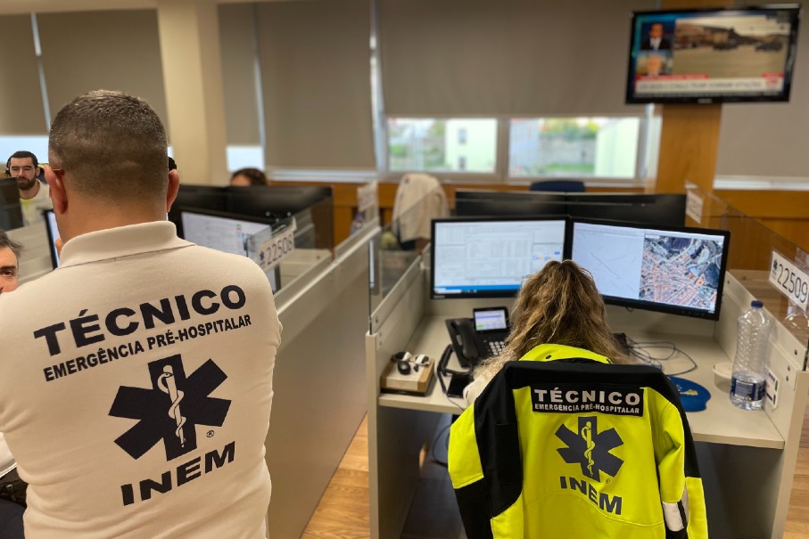 “Bomba-relógio”. Sistema de chamadas de socorro do INEM em risco