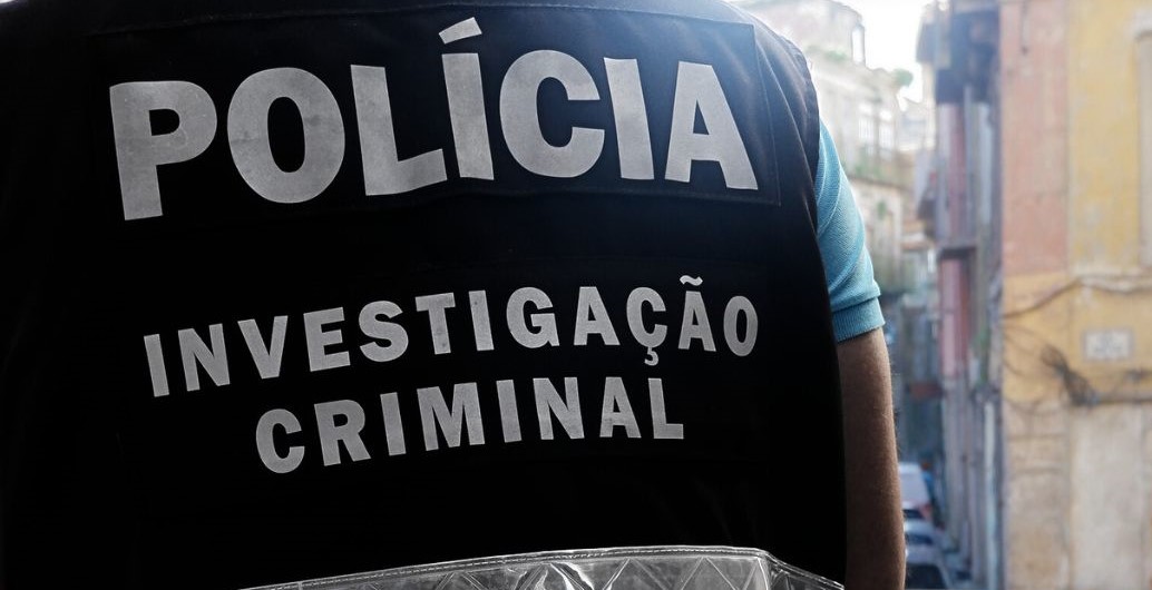PSP de Viana detém suspeito de crimes contra a reserva da vida privada