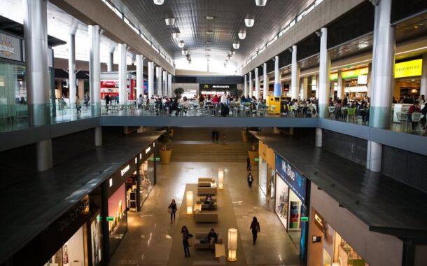 Fecho do comércio aos domingos e feriados resultaria na perda de 18 mil empregos