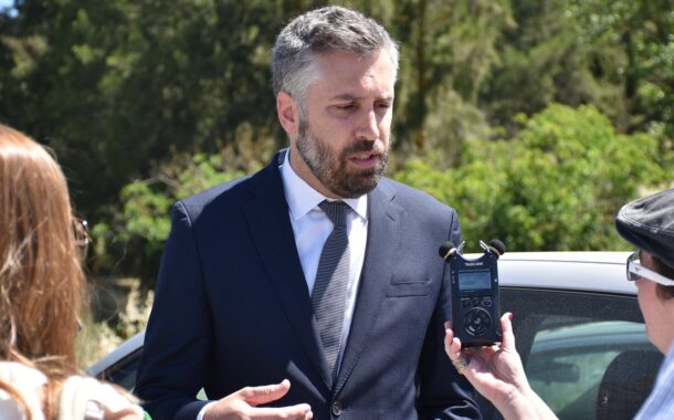 Em visita a Valença. Pedro Nuno recusa comissão de inquérito para esclarecimentos de Montenegro sobre empresa