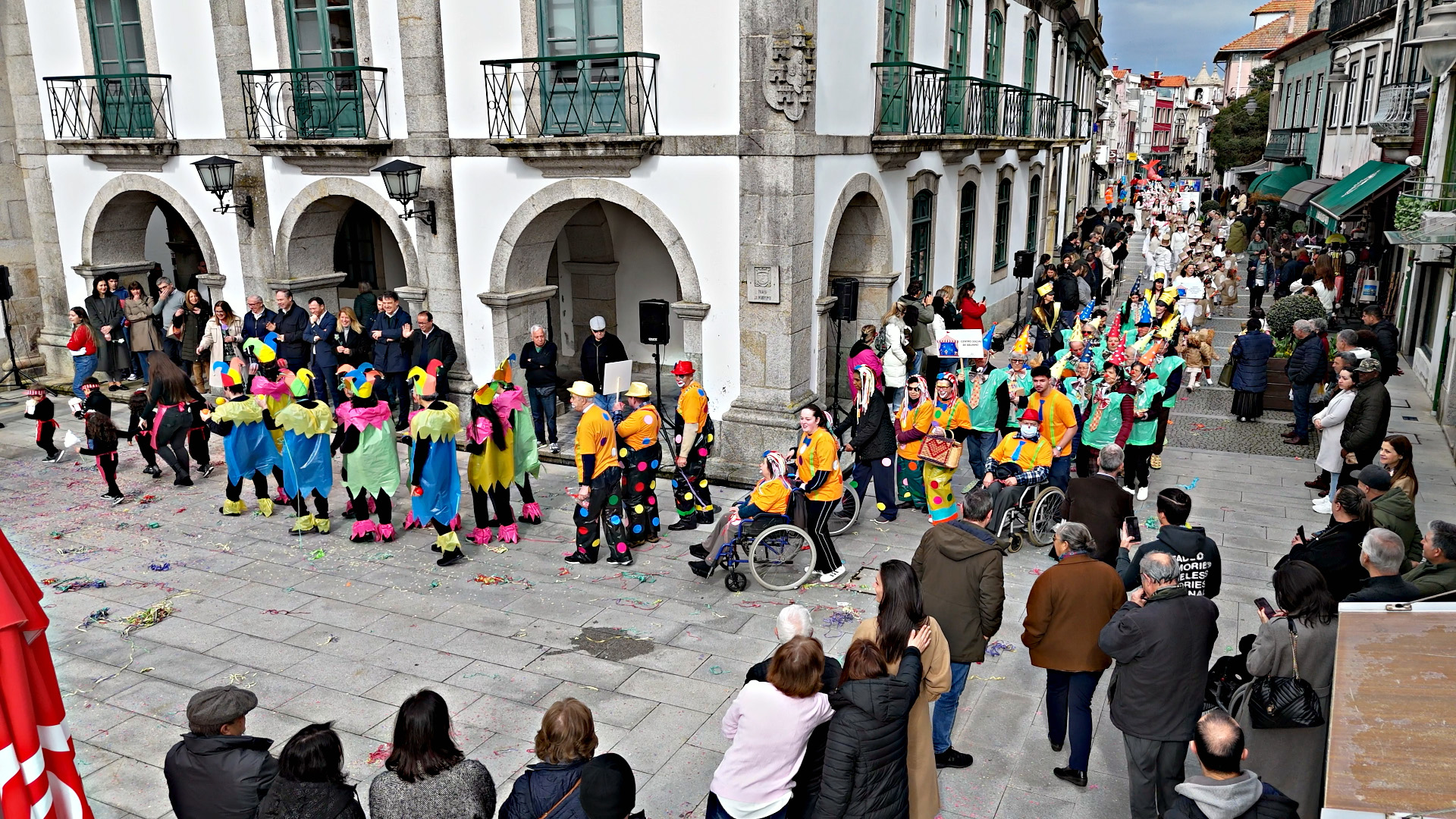 Desfile ‘Fantasia Ambiente’ enche de cor e animação as ruas de Esposende