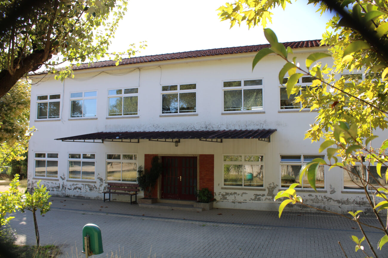 Pais queixam-se de ser servida ‘comida fria’ em escola básica de Braga