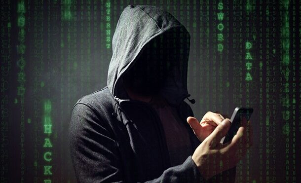 Adolescente suicida-se incentivado por membros de obscuro fórum online