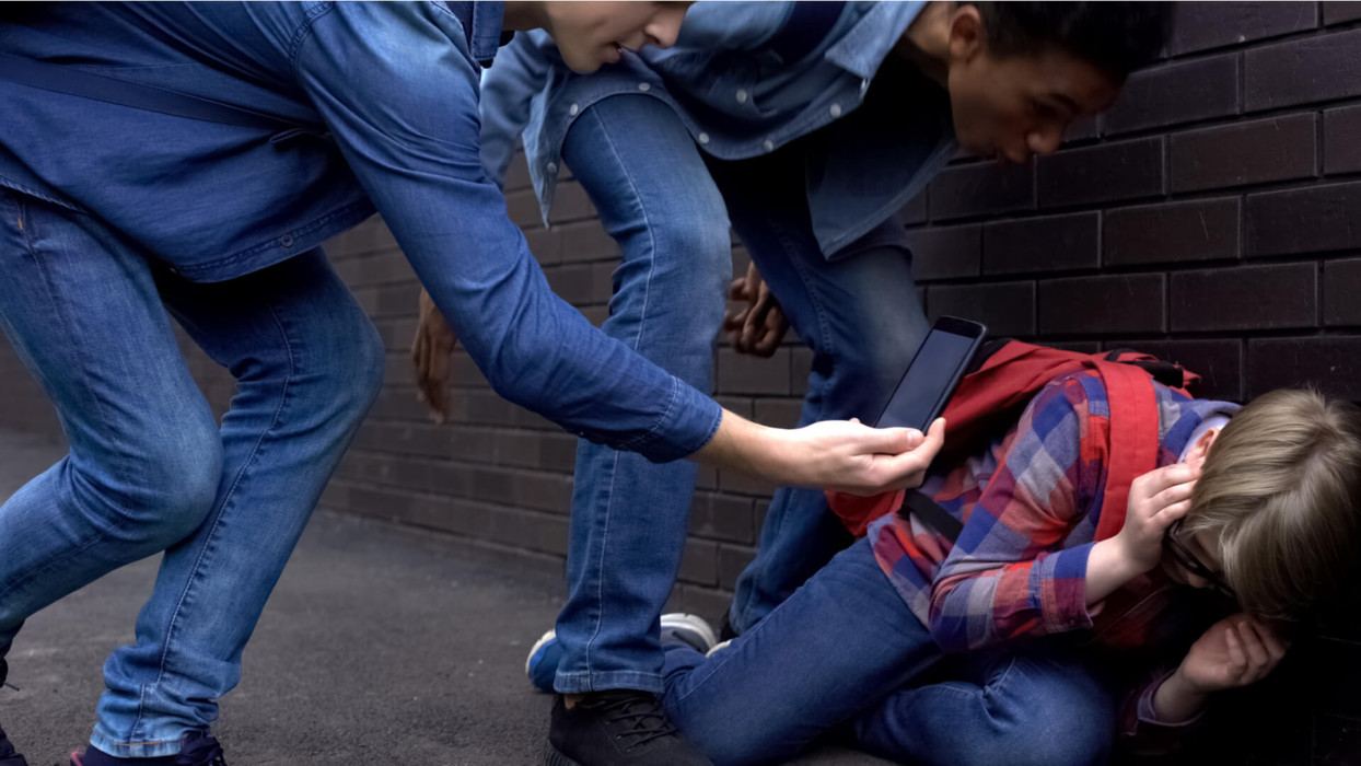 Governo cria linha de apoio para alunos vítimas de bullying