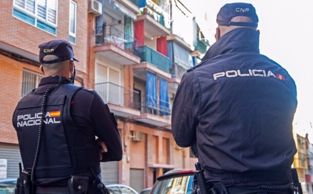 Português esfaqueado “pelo menos” sete vezes por filho de companheira em Espanha
