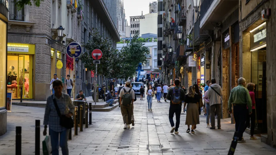 Espanha vai trabalhar meia hora a menos por dia (sem perda de salário)