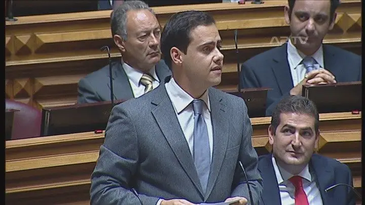 Hugo Soares pede a barcelense Carlos Eduardo Reis para suspender já mandato de deputado do PSD