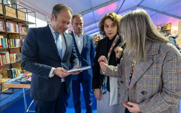 Catraia de Livros já ‘navega’ em Esposende