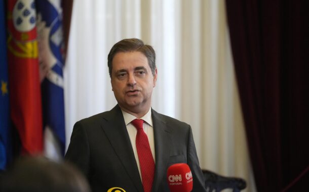 Ricardo Rio admite “casos isolados” de habitação ilegal em lojas e garagens em Braga