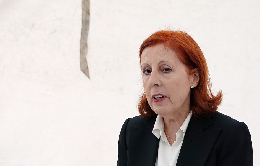 Ministra quer portugueses a produzirem menos lixo e reciclarem mais