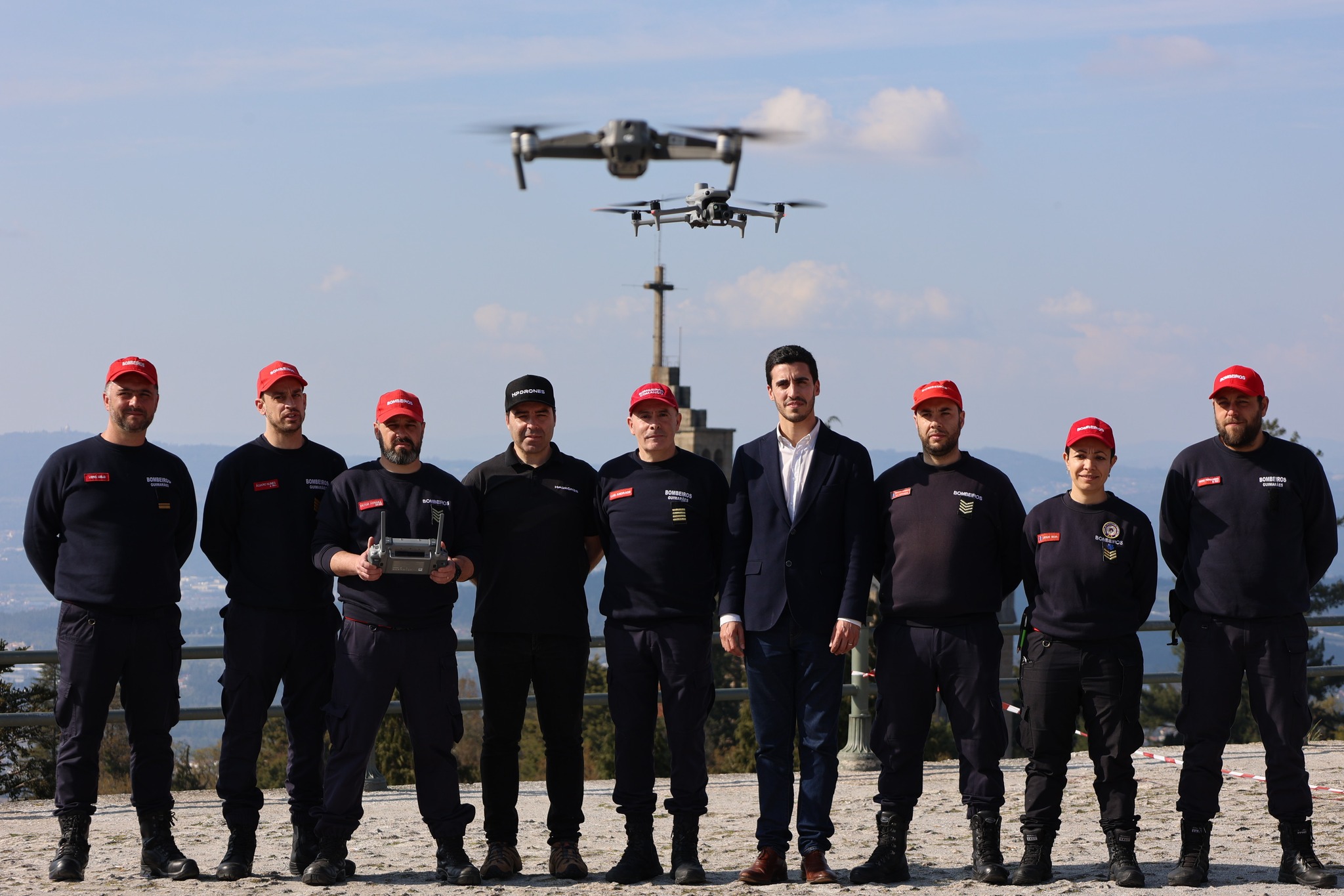 Bombeiros de Guimarães com drone de última geração para prevenção e combate a incêndios