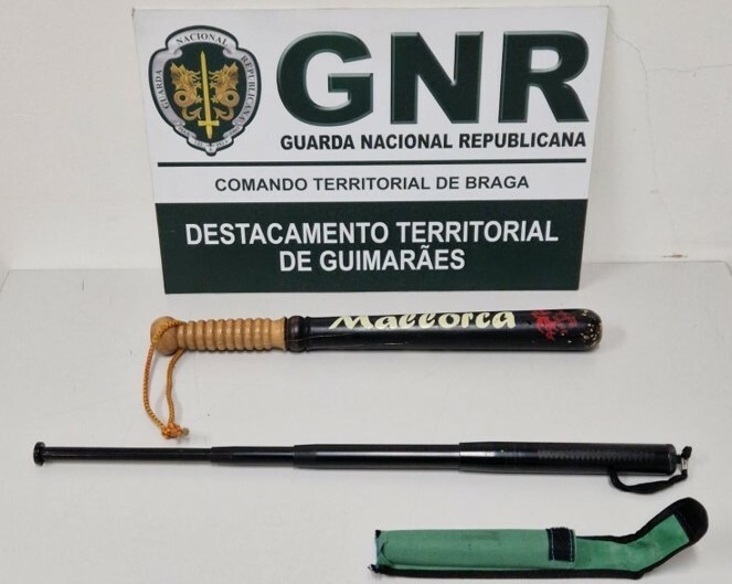Suspeito de violência física e psicológica sobre companheira detido em Guimarães