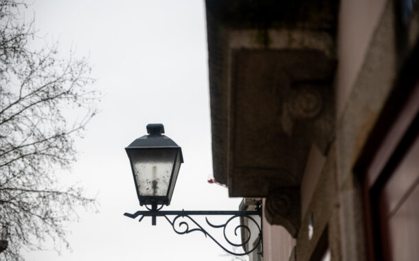 Câmara de Famalicão reforça iluminação pública no centro da cidade