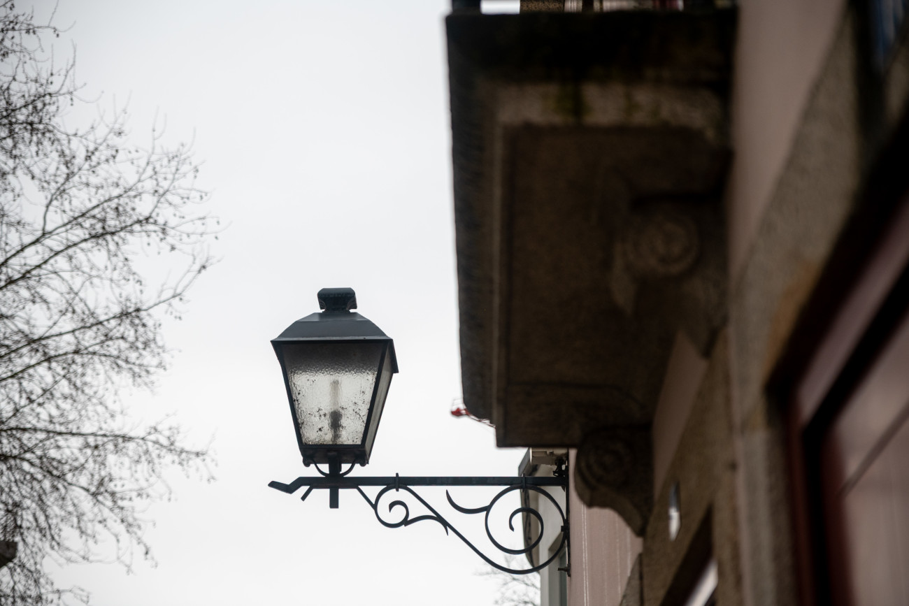 Câmara de Famalicão reforça iluminação pública no centro da cidade
