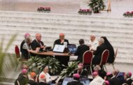 No hospital, Papa Francisco aprova processo de reformas na Igreja Católica