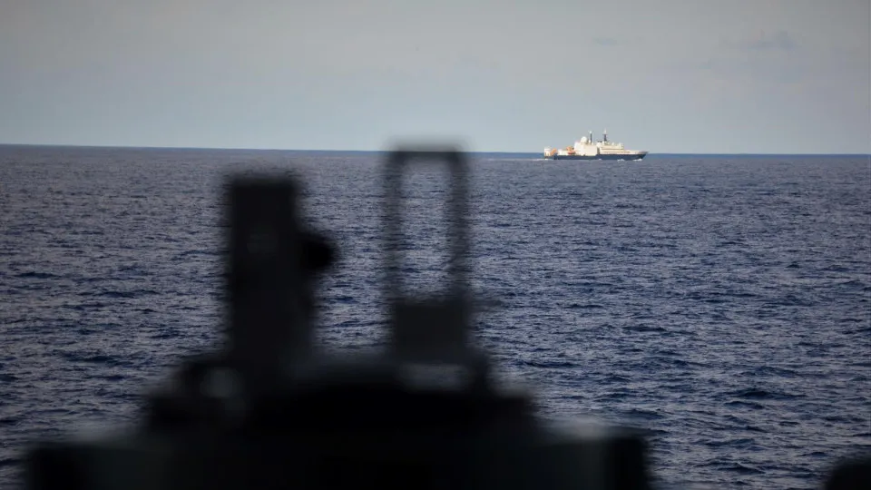 Autoridades portuguesas apanham submarino com sete toneladas de cocaína