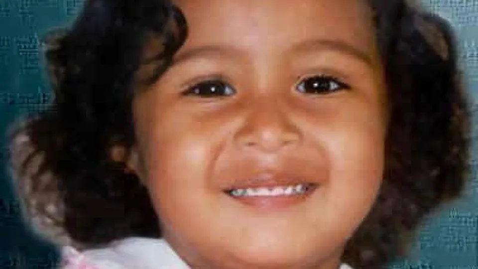 Após 20 anos, pai reencontra filha que foi sequestrada aos 23 meses