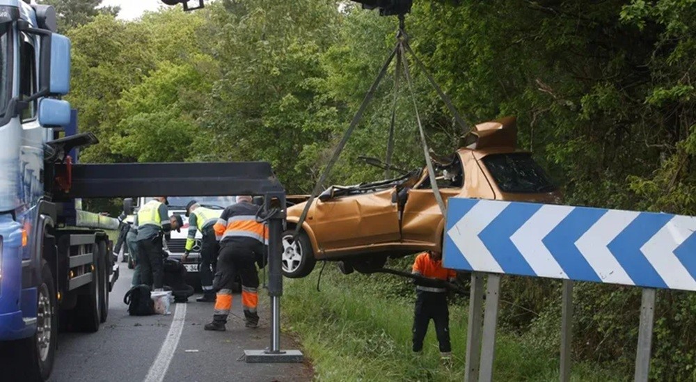 Galiza. Violento despiste mata mulher e deixa marido e filhos portugueses em estado grave