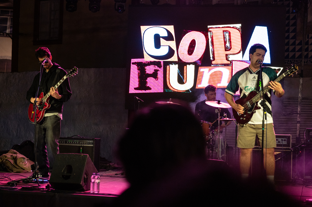 Rock humorístico do ‘Copa Funda’ ganha bilhete para Rock no Rio Febras 25