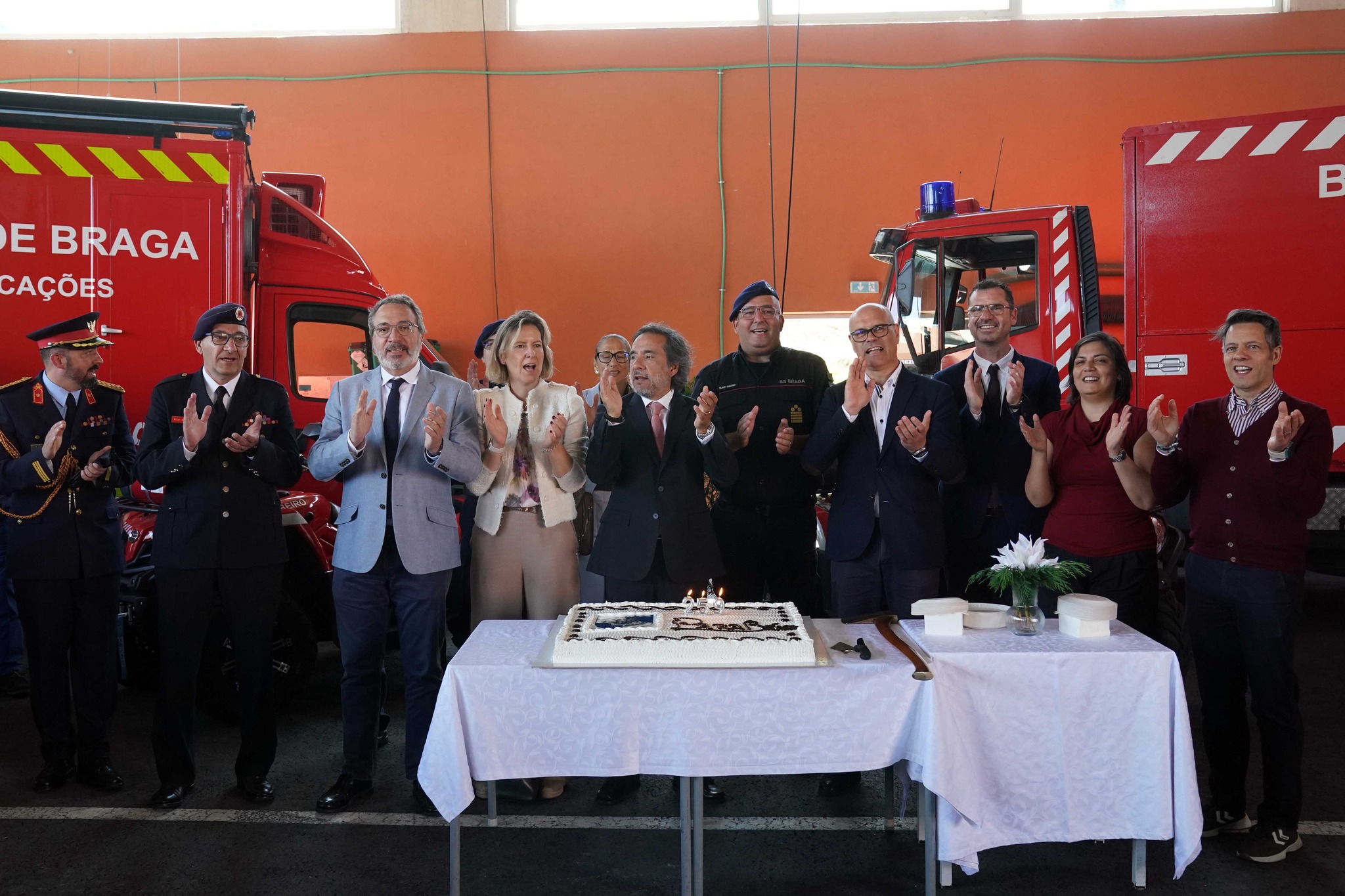 Companhia de Bombeiros Sapadores de Braga celebra 259.º aniversário com juramento de 29 novos elementos