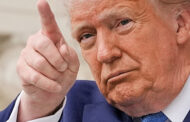 Trump diz que Putin “está a brincar com o fogo”